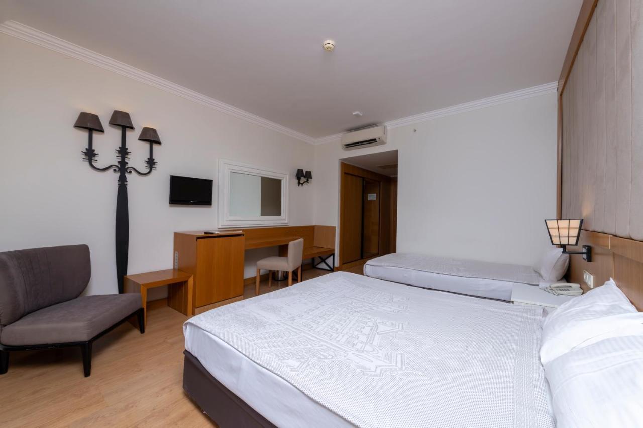 Lake River Side Hotel Spa Esterno foto