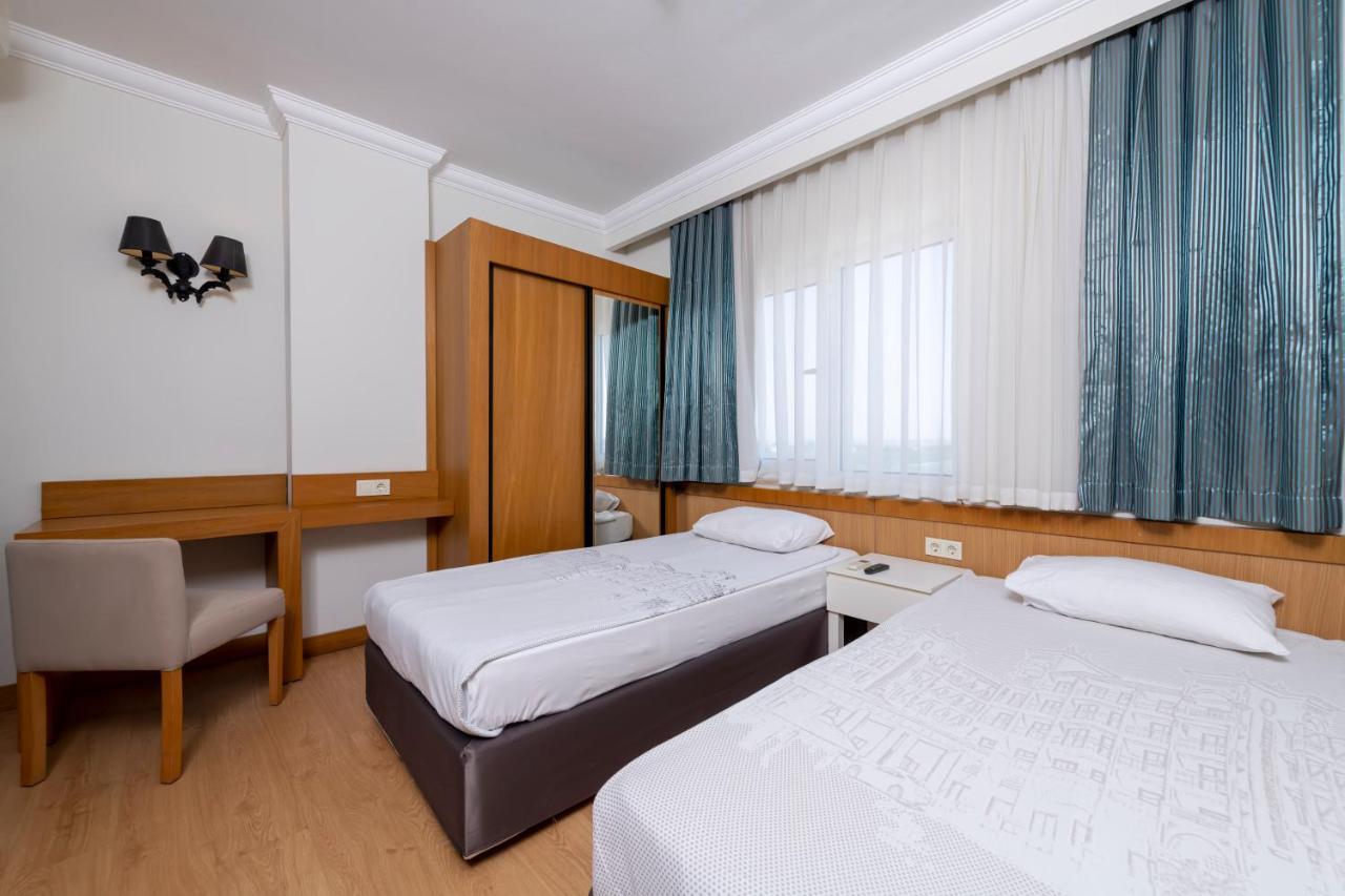 Lake River Side Hotel Spa Esterno foto
